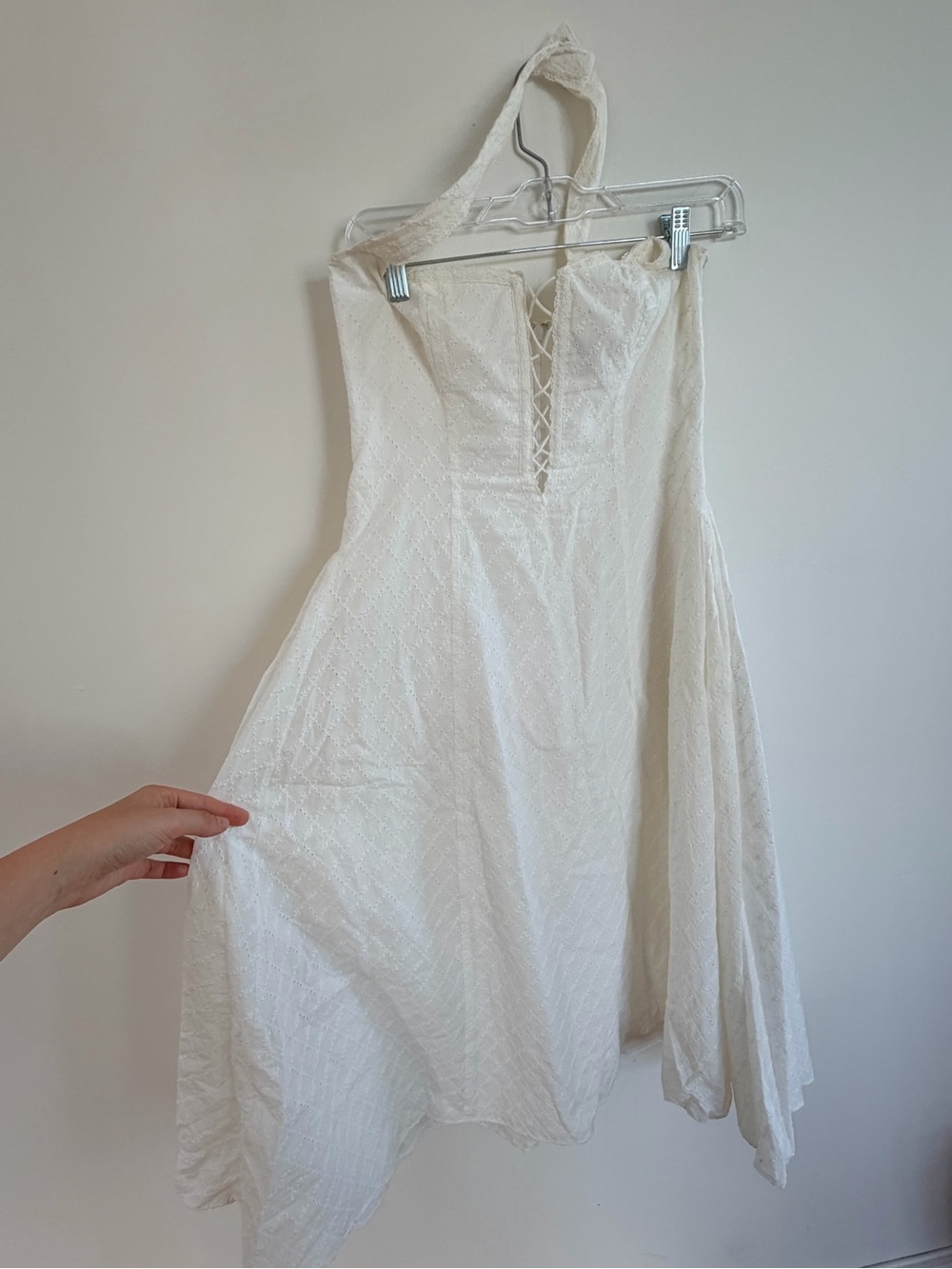 Mirror Palais White Halter Lace-Up Midi Sundress - Picture 2 of 6